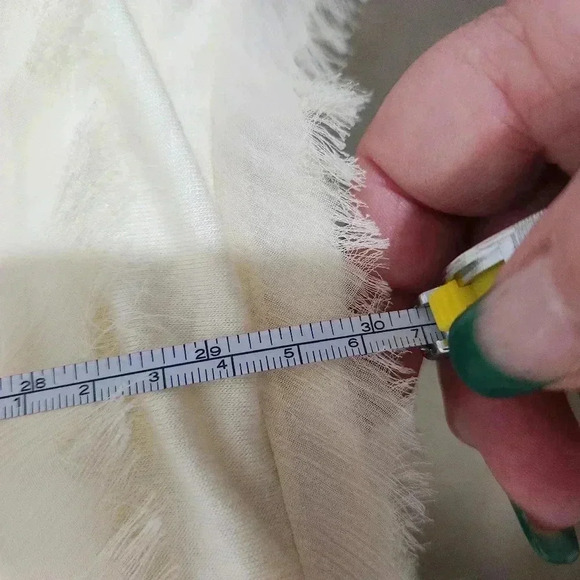 Easel cream long sleeve sweater top, size large - Picture 7 of 7